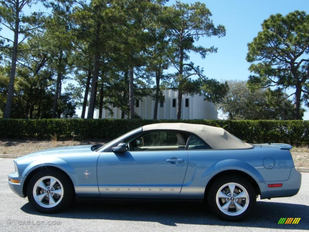 2007 Mustang V6 Premium Convertible - Windveil Blue Metallic / Medium Parchment photo #2