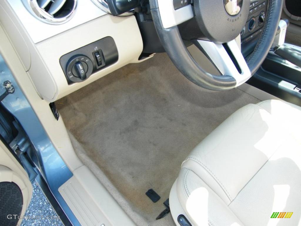 2007 Mustang V6 Premium Convertible - Windveil Blue Metallic / Medium Parchment photo #23