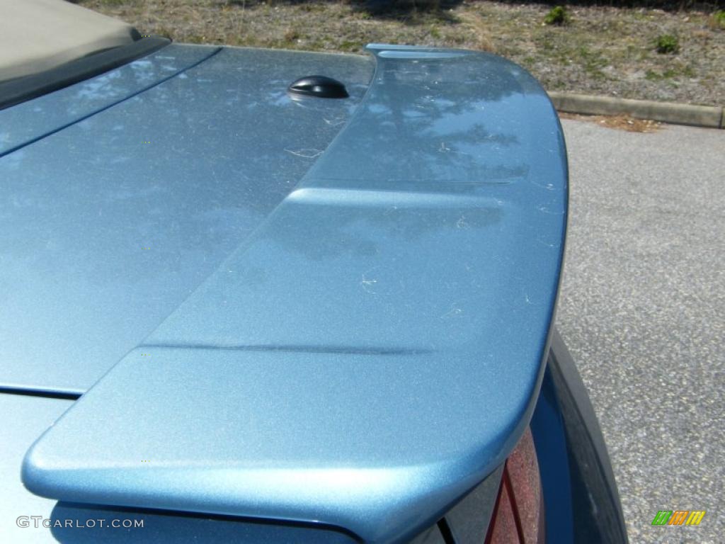 2007 Mustang V6 Premium Convertible - Windveil Blue Metallic / Medium Parchment photo #29