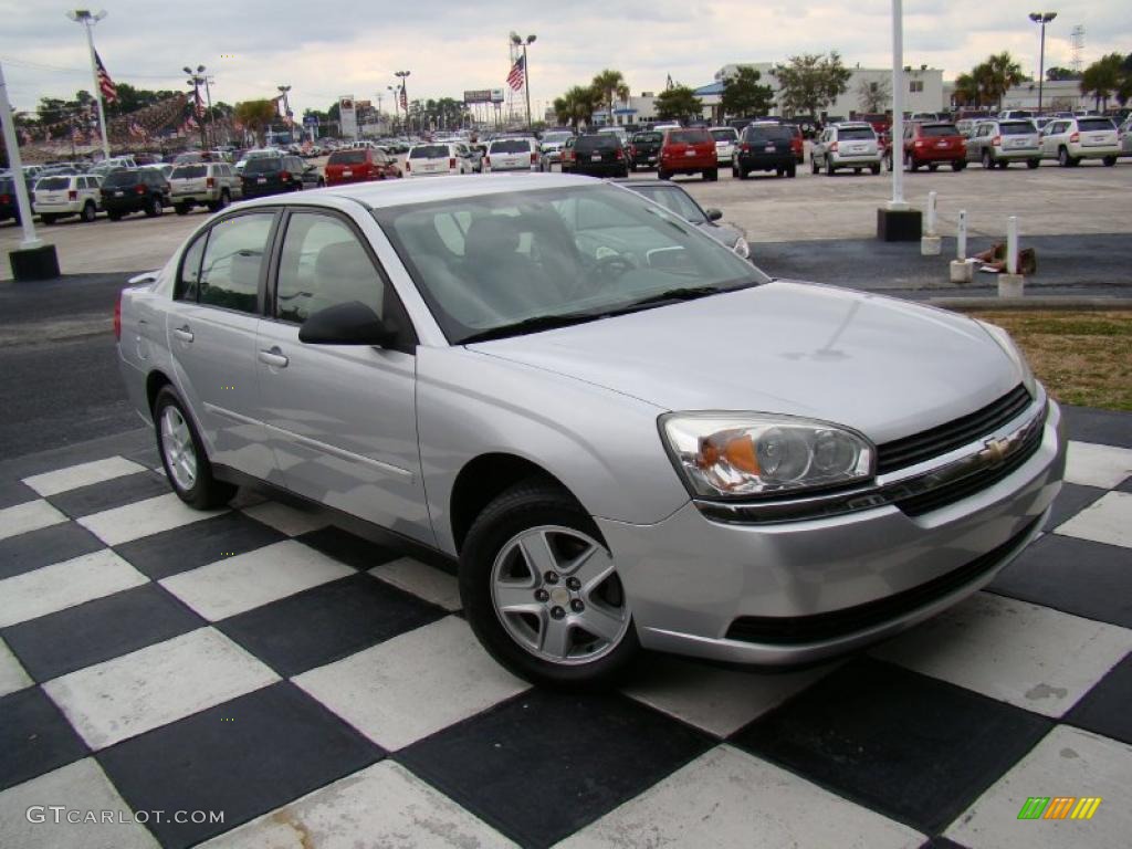 2005 Malibu LS V6 Sedan - Galaxy Silver Metallic / Gray photo #32