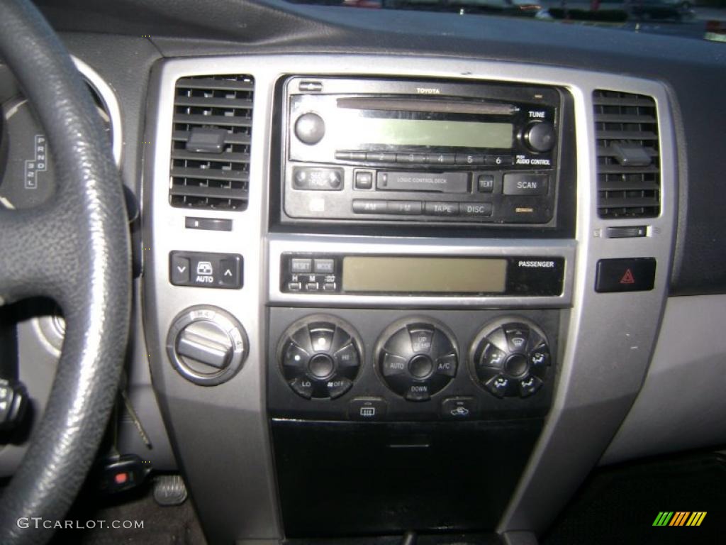 2004 4Runner SR5 4x4 - Galactic Gray Mica / Stone photo #21