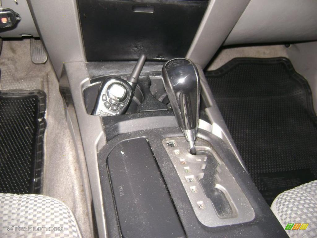 2004 4Runner SR5 4x4 - Galactic Gray Mica / Stone photo #22