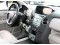 Bali Blue Pearl - Pilot Touring 4WD Photo No. 18