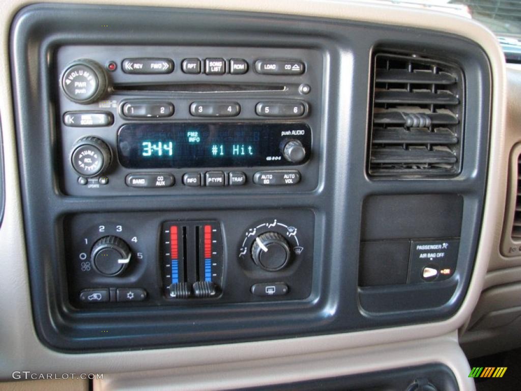 2003 Silverado 3500 LS Extended Cab 4x4 Dually - Light Pewter Metallic / Tan photo #15