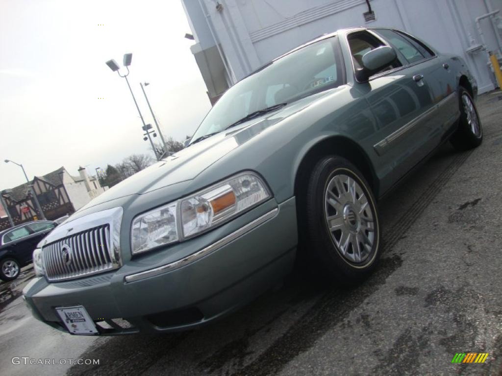 2006 Grand Marquis GS - Light Tundra Metallic / Light Camel photo #1