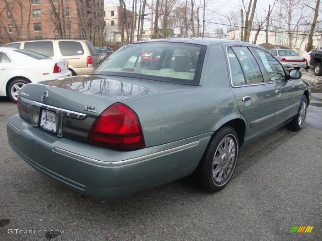 2006 Grand Marquis GS - Light Tundra Metallic / Light Camel photo #7
