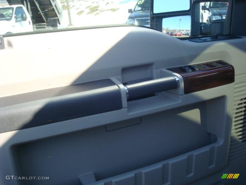 2008 F450 Super Duty Lariat Crew Cab 4x4 Dually - Silver Metallic / Medium Stone Grey photo #16