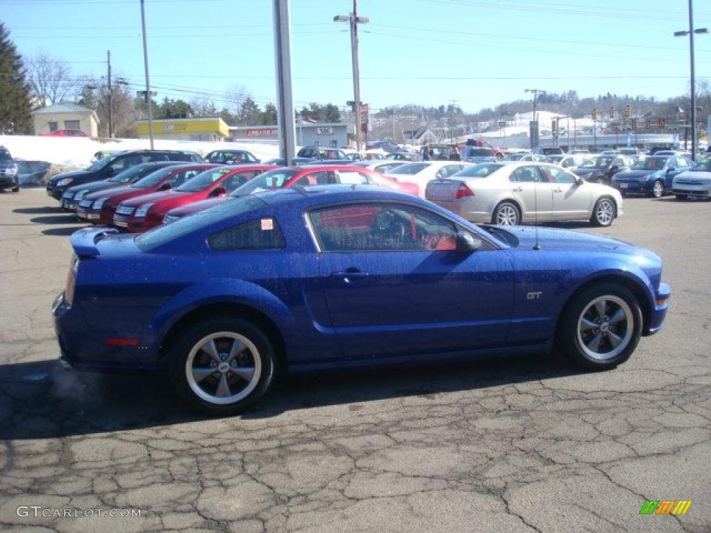 2005 Mustang GT Premium Coupe - Sonic Blue Metallic / Dark Charcoal photo #5