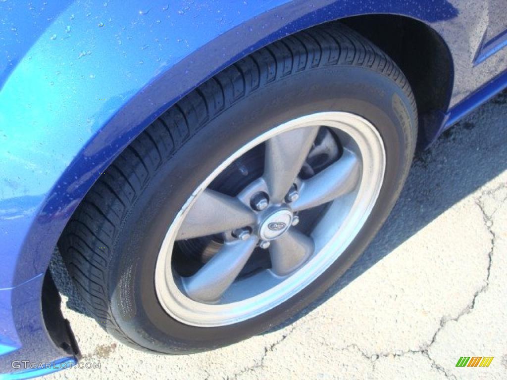 2005 Mustang GT Premium Coupe - Sonic Blue Metallic / Dark Charcoal photo #12