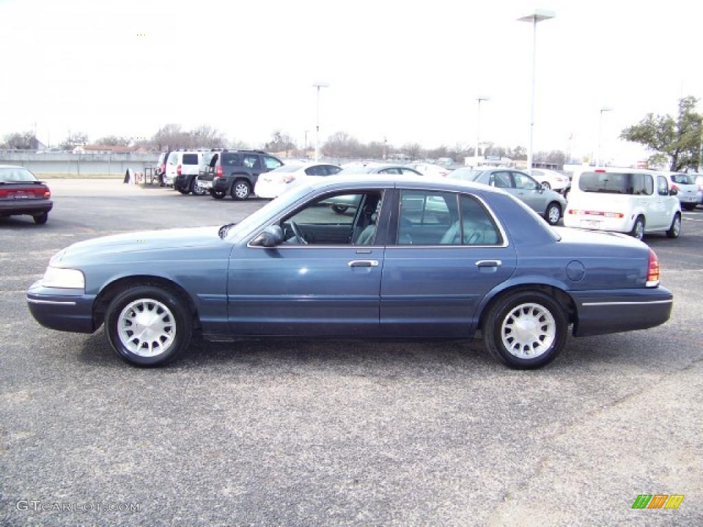 Deep Wedgewood Blue Metallic Ford Crown Victoria