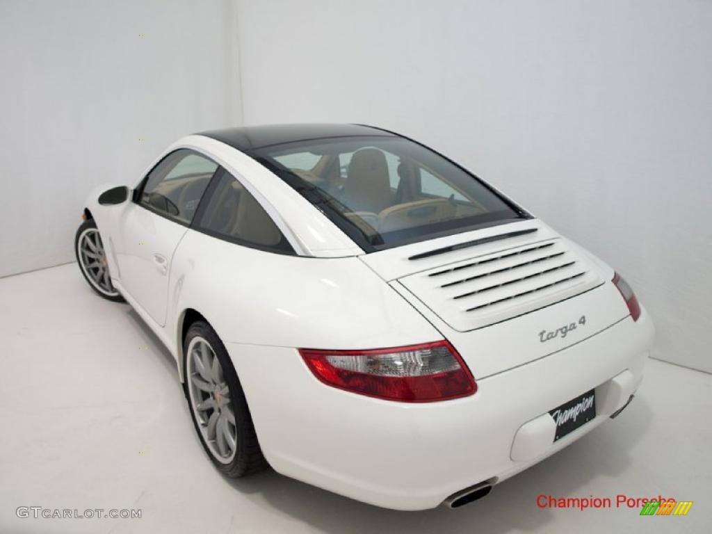 2007 911 Targa 4 - Carrara White / Sand Beige photo #9