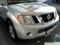 Silver Lightning - Pathfinder SE 4x4 Photo No. 10