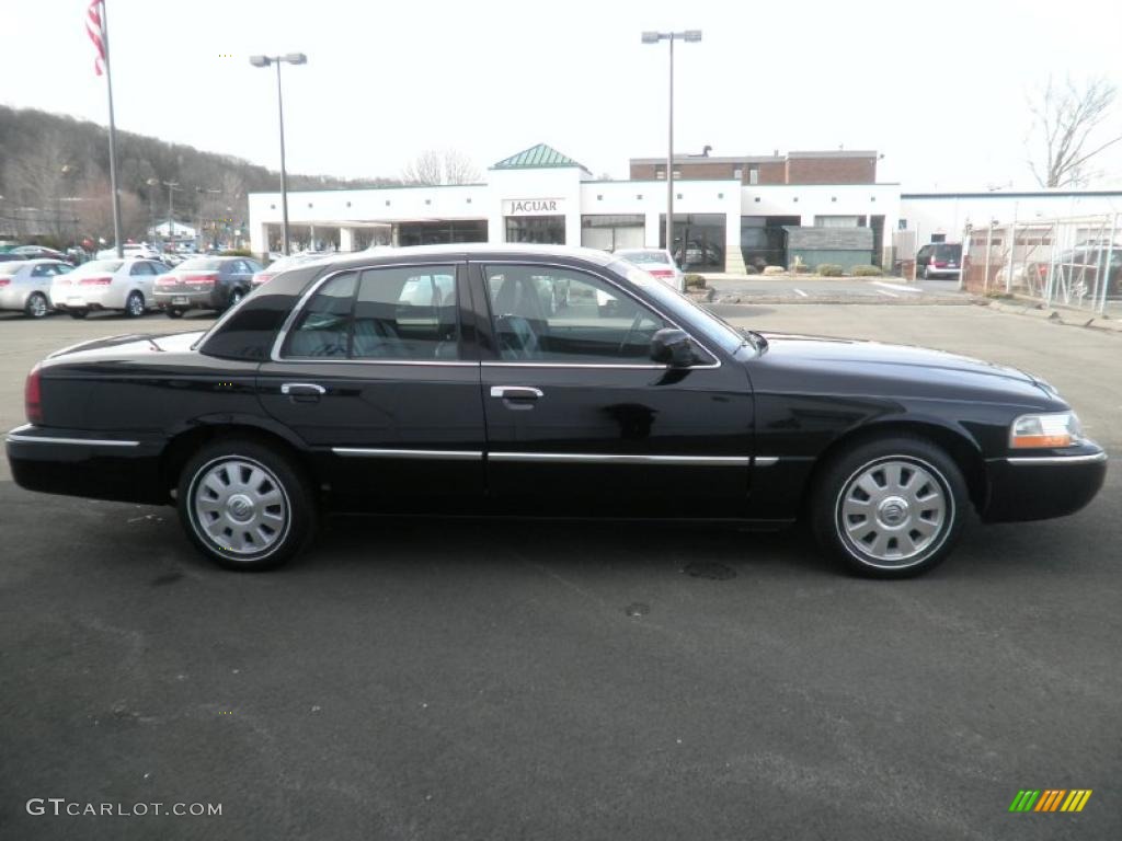 2003 Grand Marquis LS - Black / Dark Charcoal photo #2