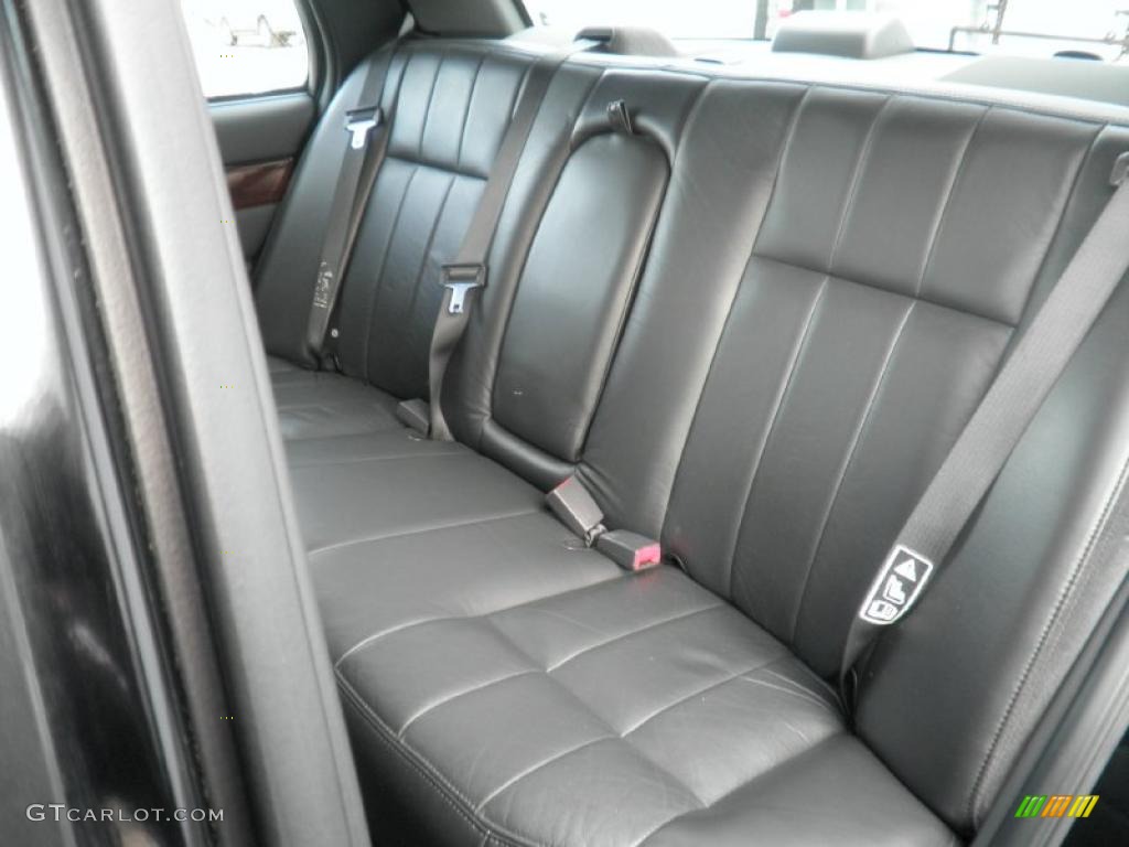 2003 Grand Marquis LS - Black / Dark Charcoal photo #5