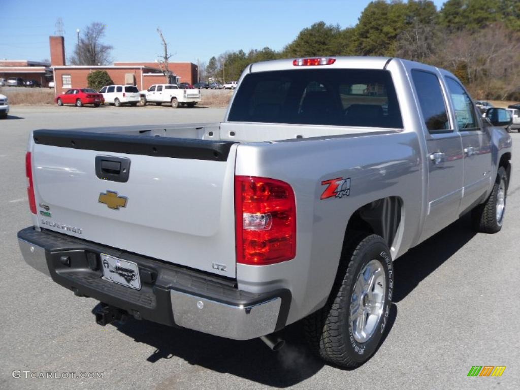 2010 Silverado 1500 LTZ Crew Cab 4x4 - Sheer Silver Metallic / Ebony photo #4