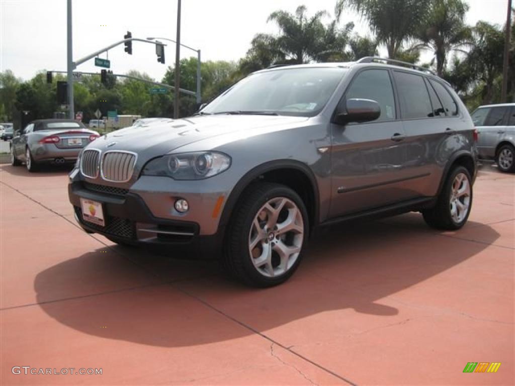 Space Grey Metallic BMW X5