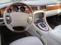 Emerald Metallic - XJ Vanden Plas Photo No. 14