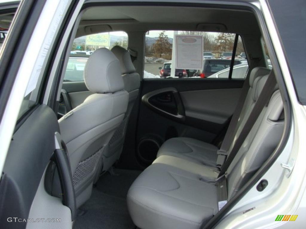 2007 RAV4 Limited 4WD - Classic Silver Metallic / Ash Gray photo #13