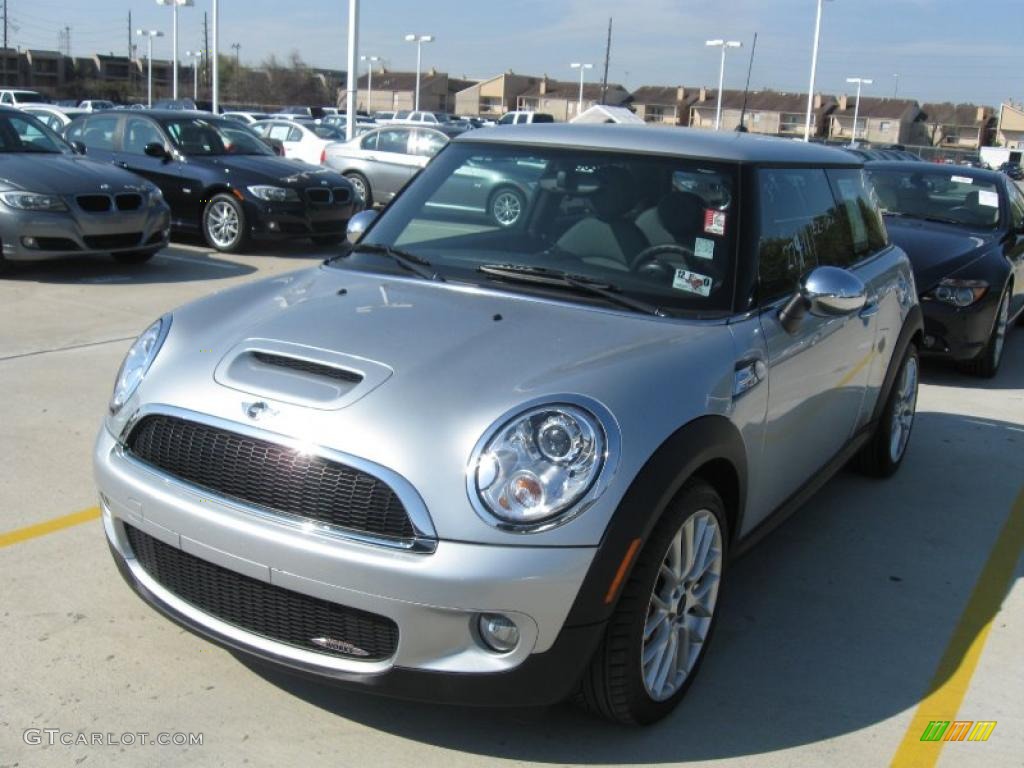 2009 Cooper John Cooper Works Hardtop - Pure Silver Metallic / Punch Carbon Black Leather photo #1