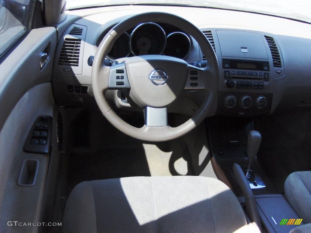 2005 Altima 2.5 S - Satin White Pearl / Blond photo #6
