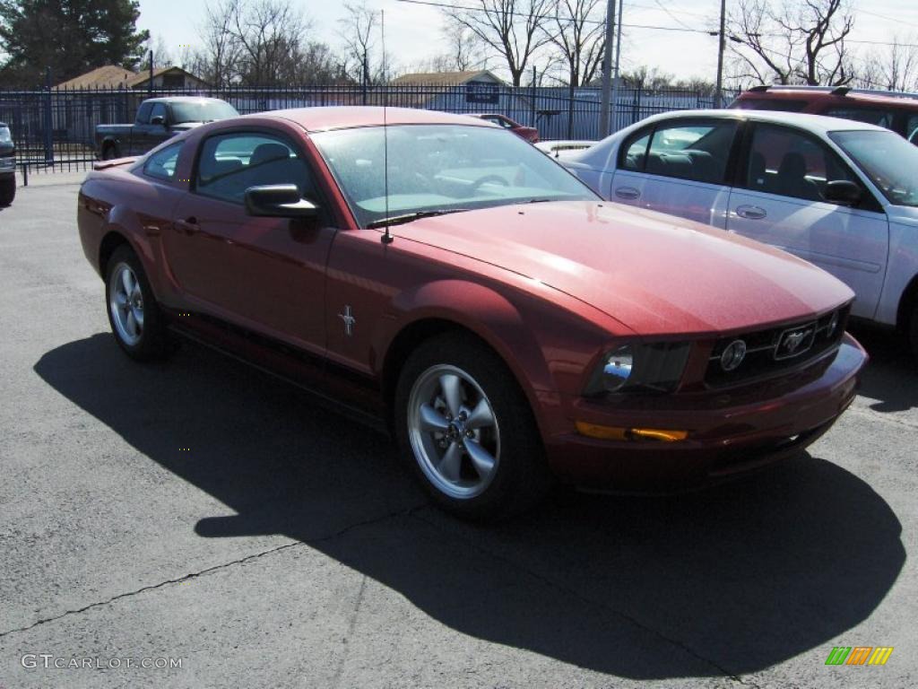 2007 Mustang V6 Premium Coupe - Redfire Metallic / Light Graphite photo #4