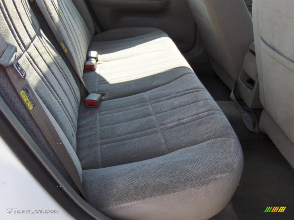 2005 Impala  - White / Medium Gray photo #7