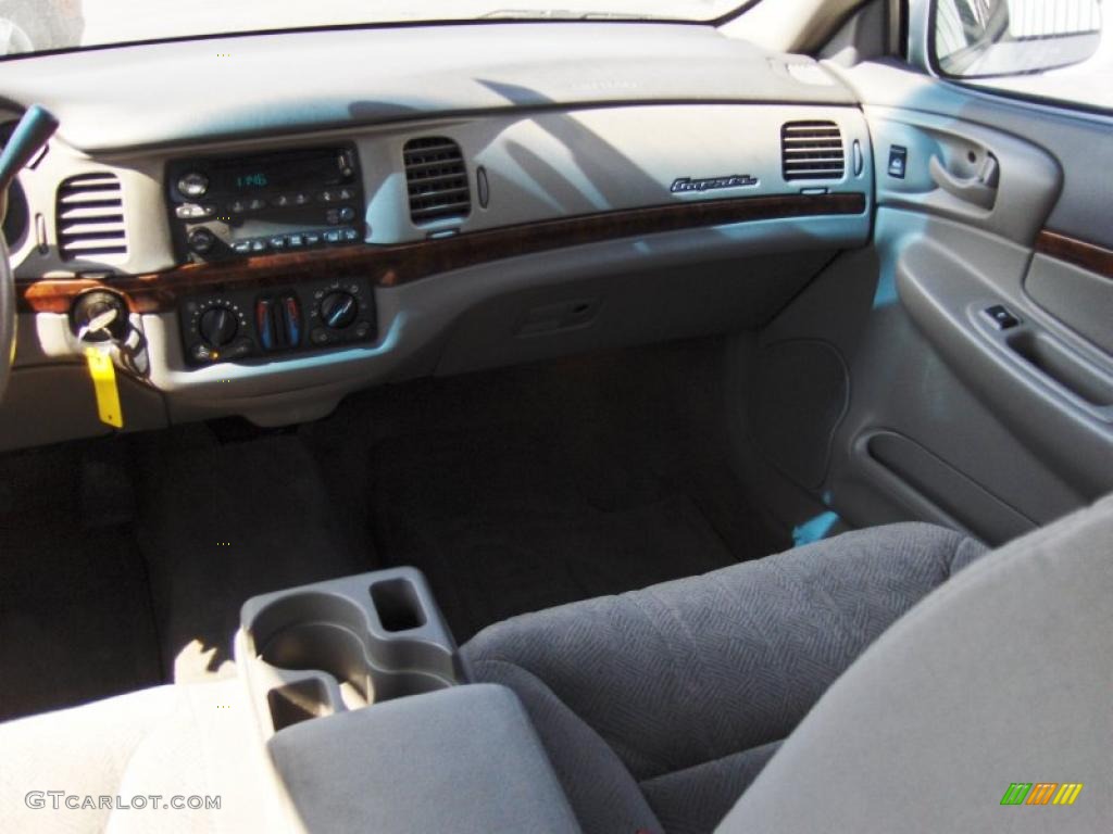2005 Impala  - White / Medium Gray photo #9