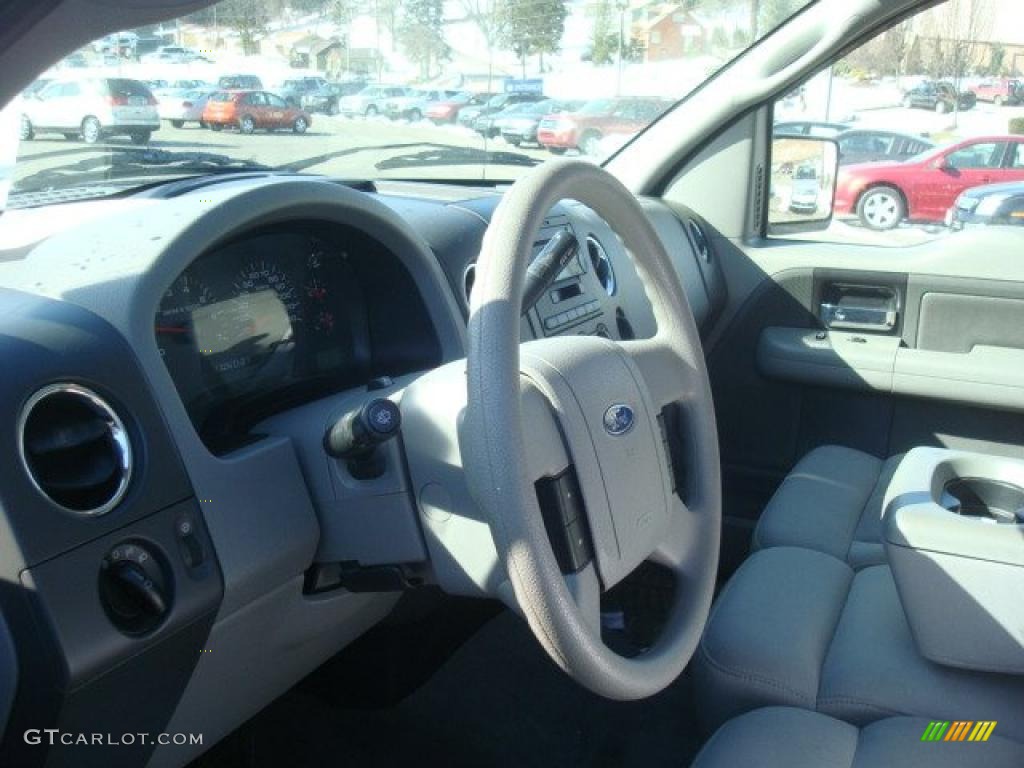 2004 F150 XLT SuperCab 4x4 - Medium Wedgewood Blue Metallic / Dark Flint photo #17