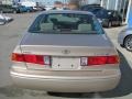 2001 Cashmere Beige Metallic Toyota Camry LE  photo #5