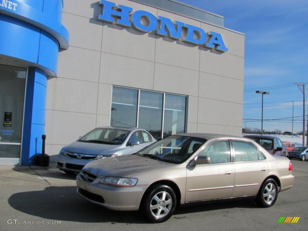 2000 Accord SE Sedan - Naples Gold Metallic / Ivory photo #1