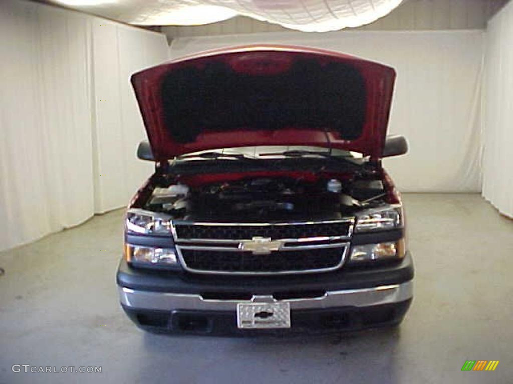 2007 Silverado 1500 Classic Work Truck Extended Cab - Victory Red / Dark Charcoal photo #4