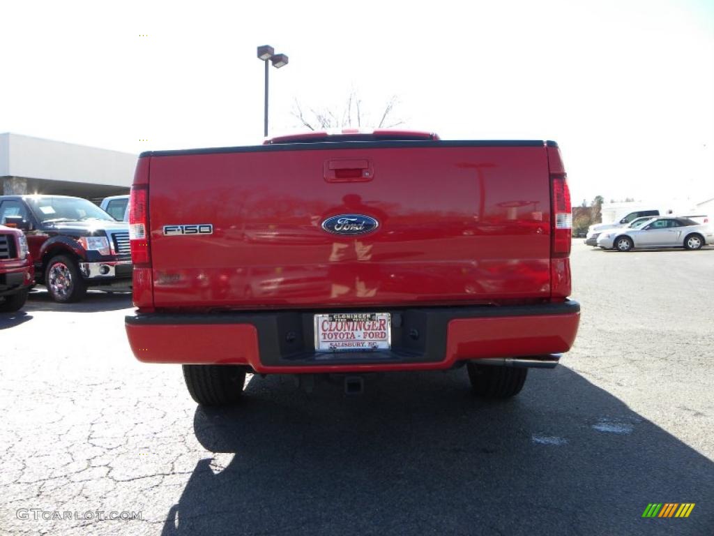2007 F150 FX2 Sport SuperCab - Bright Red / Medium Flint photo #4