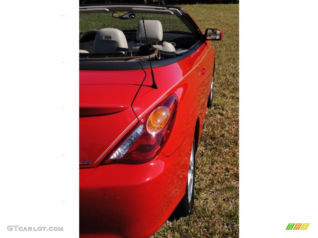 2006 Solara SLE V6 Convertible - Absolutely Red / Ivory photo #12