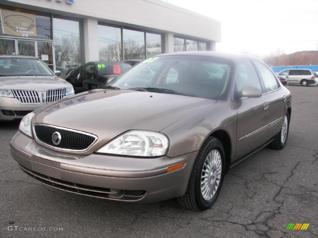 2002 Sable GS Sedan - Arizona Beige Metallic / Medium Parchment photo #1