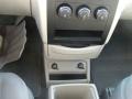 2009 Mercury Sliver Metallic Volkswagen Routan S  photo #20