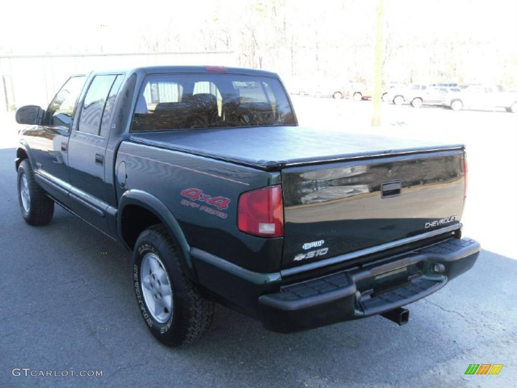 2003 S10 LS Crew Cab 4x4 - Dark Green Metallic / Graphite photo #5