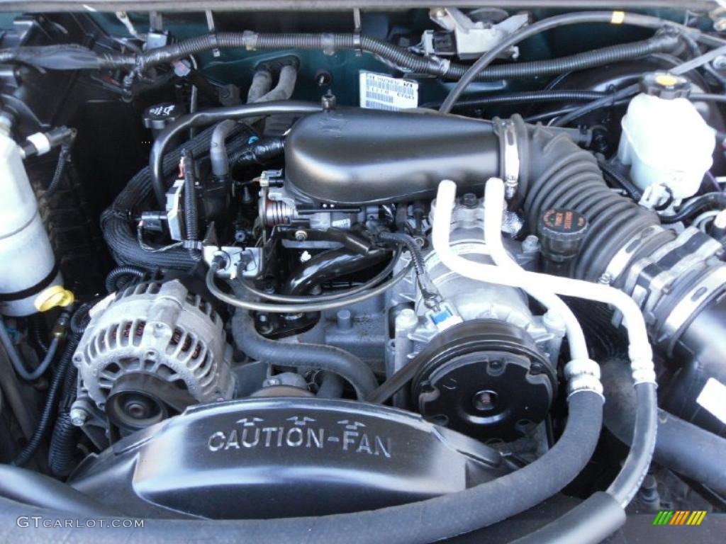 2003 S10 LS Crew Cab 4x4 - Dark Green Metallic / Graphite photo #26