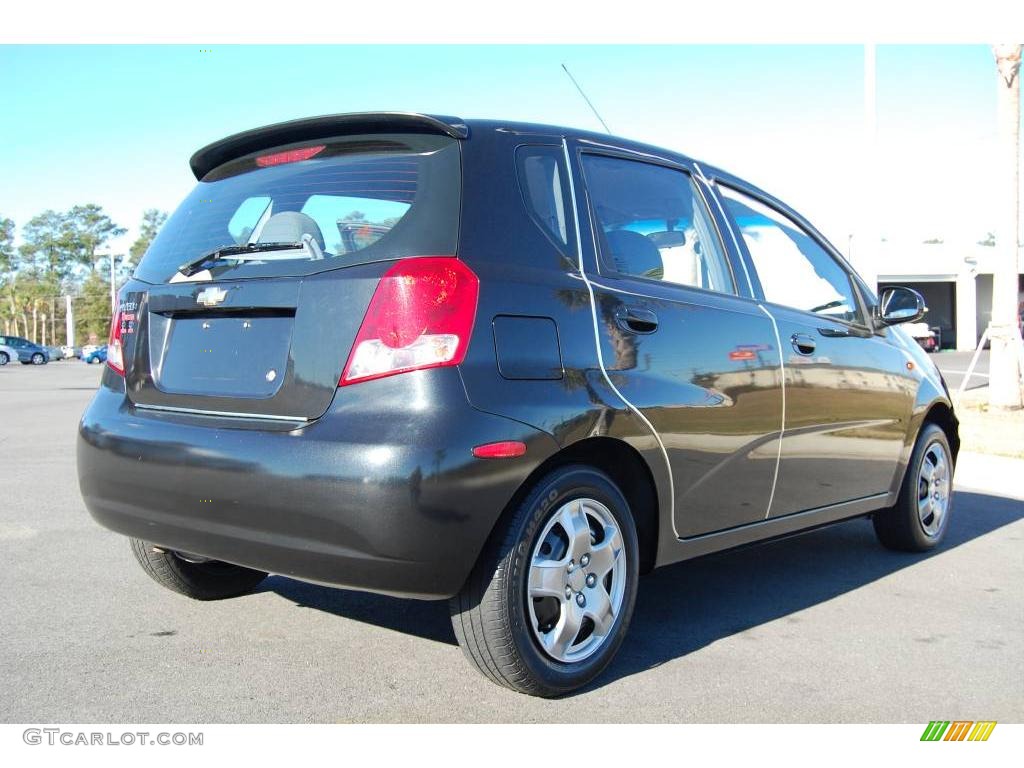 2004 Aveo Hatchback - Black / Gray photo #4