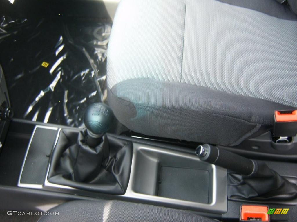 2010 Aveo Aveo5 LT - Bright Blue / Charcoal photo #14