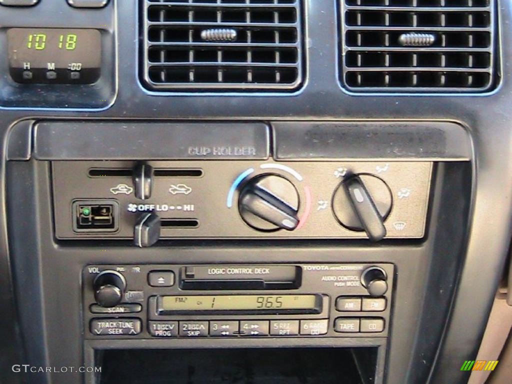 1998 4Runner SR5 4x4 - Black / Oak photo #23