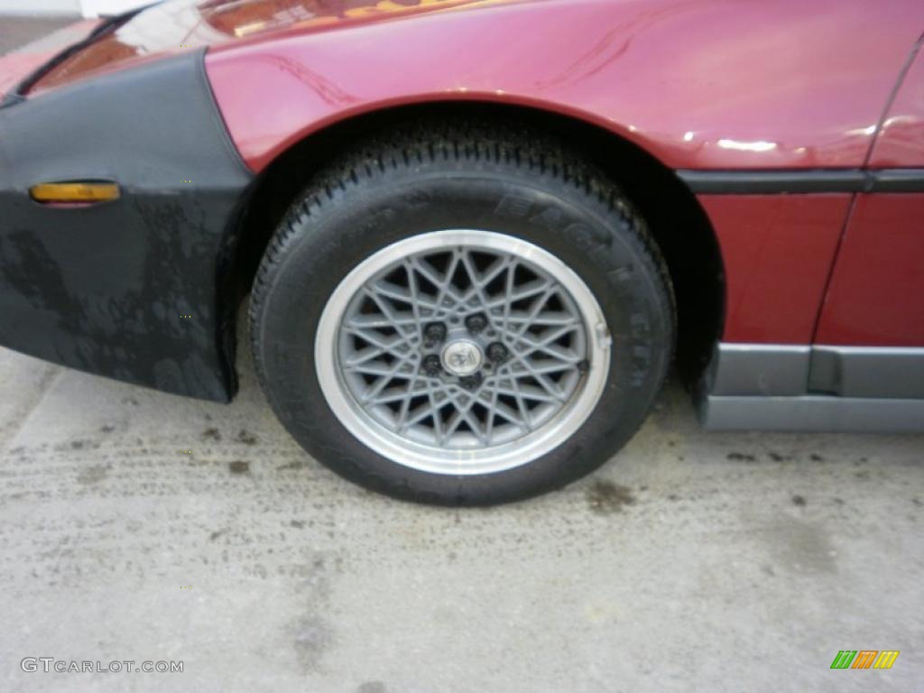 1987 Fiero GT - Medium Garnet Red Metallic / Gray photo #2