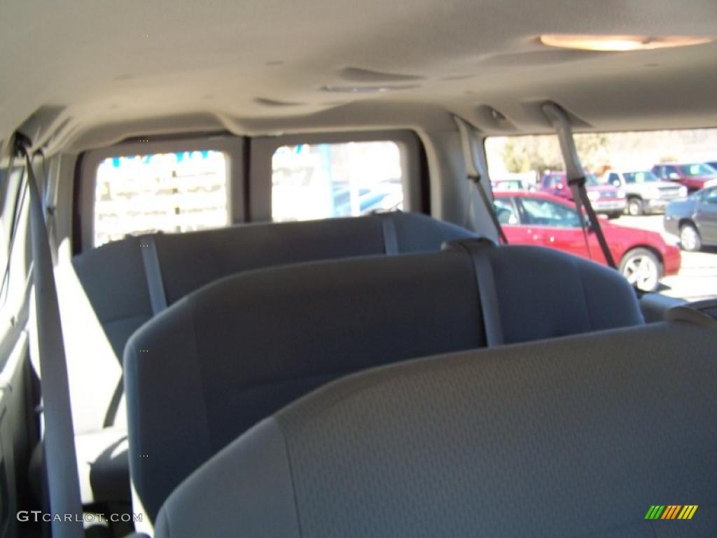 2009 E Series Van E350 Super Duty XLT Passenger - Brilliant Silver Metallic / Medium Flint photo #40
