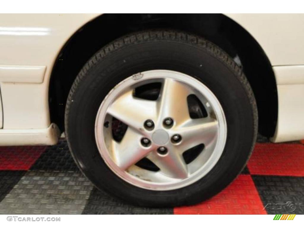 1998 Sunfire SE Convertible - Bright White / Graphite photo #14
