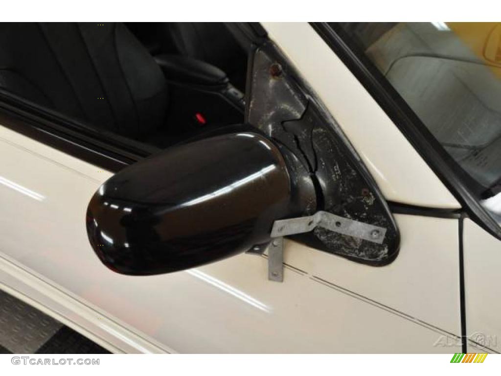 1998 Sunfire SE Convertible - Bright White / Graphite photo #16