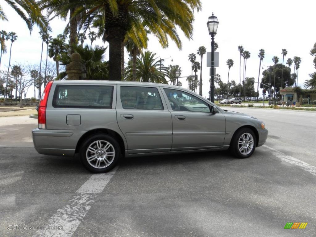 2006 V70 2.4 - Willow Green Metallic / Taupe photo #8