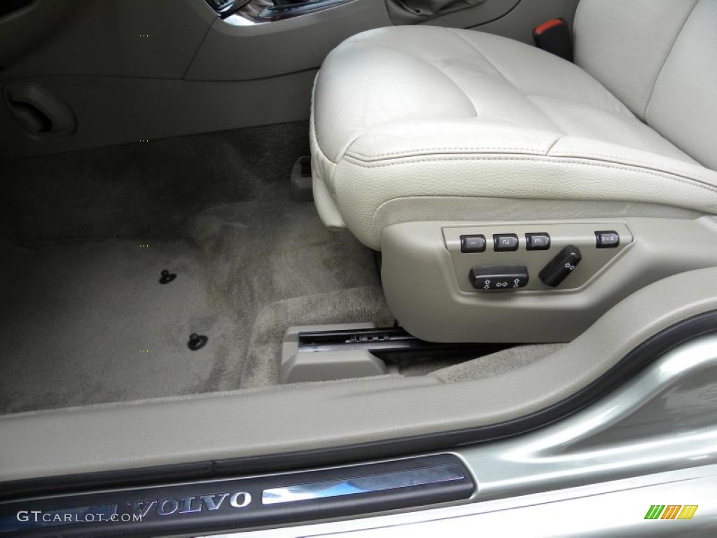 2006 V70 2.4 - Willow Green Metallic / Taupe photo #17