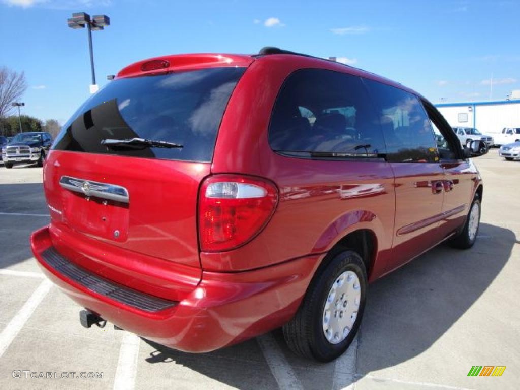 2003 Town & Country LX - Inferno Red Pearl / Gray photo #3