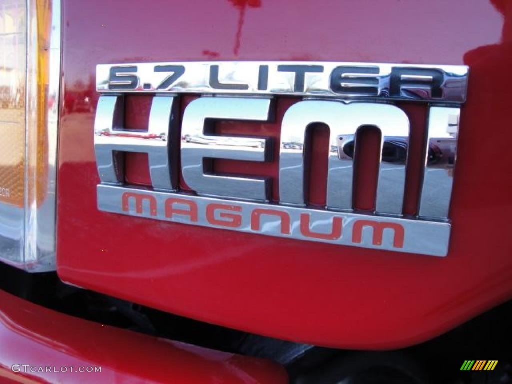 2005 Ram 1500 SLT Quad Cab 4x4 - Flame Red / Dark Slate Gray photo #9
