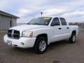 Bright White - Dakota SLT Quad Cab Photo No. 1