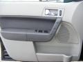 Black - Focus SE Sedan Photo No. 28